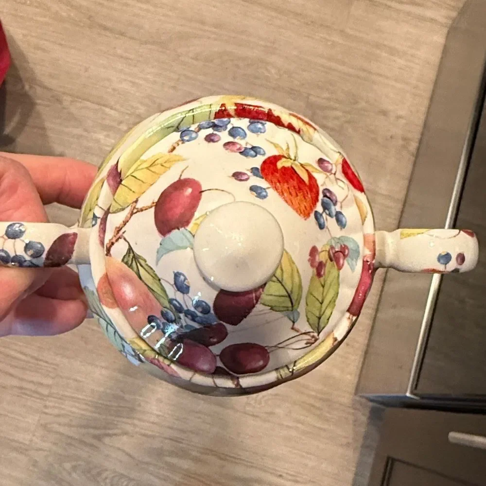 Vintage English Cottage Crownford Giftware Tea Set, Creamer, Covered Sugar Bowl
